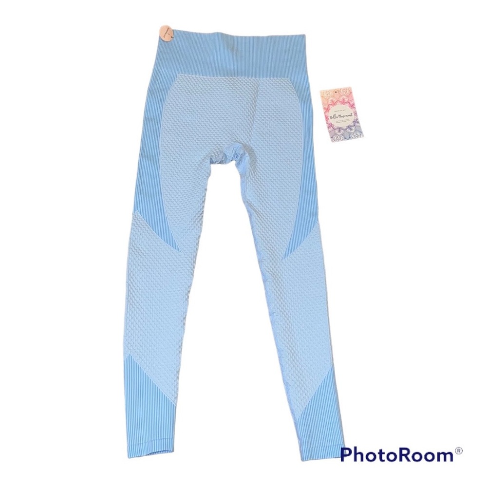 NEW With Tag Women’s Bella Movement Blue Seamless Leggings Tights Pants Small